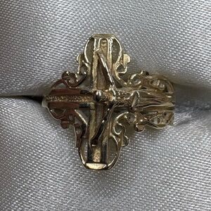 Ring 14k Gold Ornate Cross Ring Unisex  Crucifix Detailed